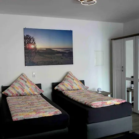 Speedys Gaestehaus Baar  Экстерьер фото