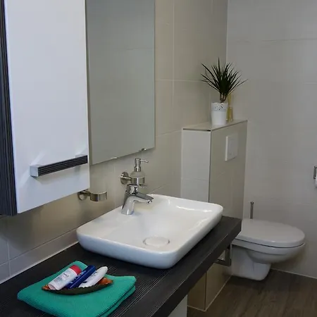 Speedys Gaestehaus Baar  Экстерьер фото