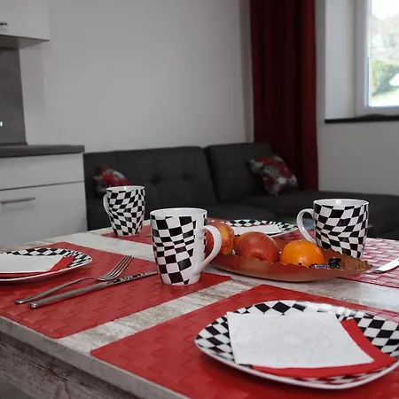 Speedys Gaestehaus Baar  Экстерьер фото